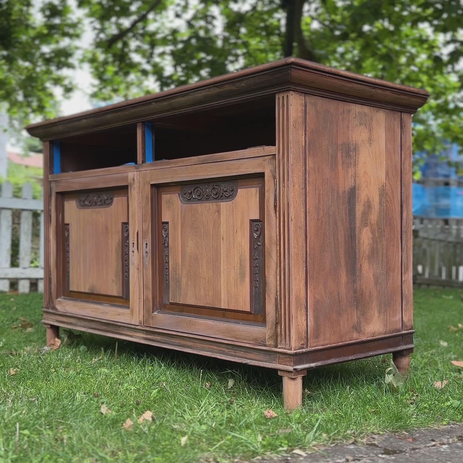 Applying Beacon Blue furniture paint by Small & Co on antique furniture, showcasing the rich, smooth finish of eco-friendly, blue-coloured paint.